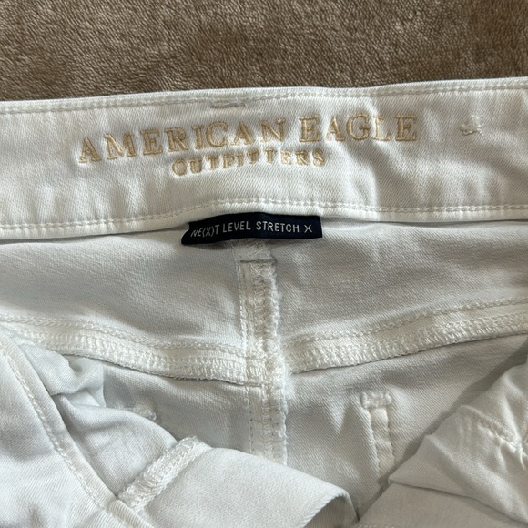 American Eagle Outfitters Ne(x)t Level Stretch X Midi Shorts White size 6 frayed - Picture 3 of 10